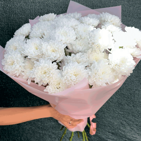 Букет 11 белых кустовых хризантем в Красногвардейском