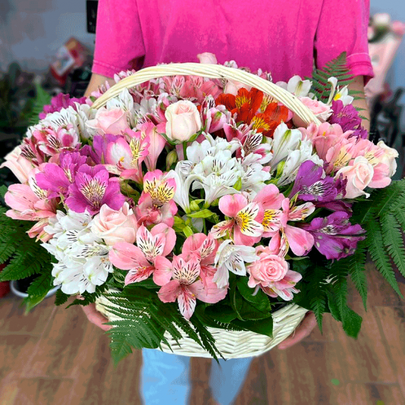 Композиция в корзине &quot;Весенний бриз&quot; в Красногвардейском