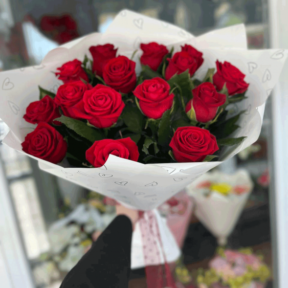 Букет 15 красных роз в Красногвардейском